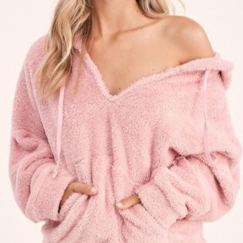 NWT- Sherpa Lounge Short Set
